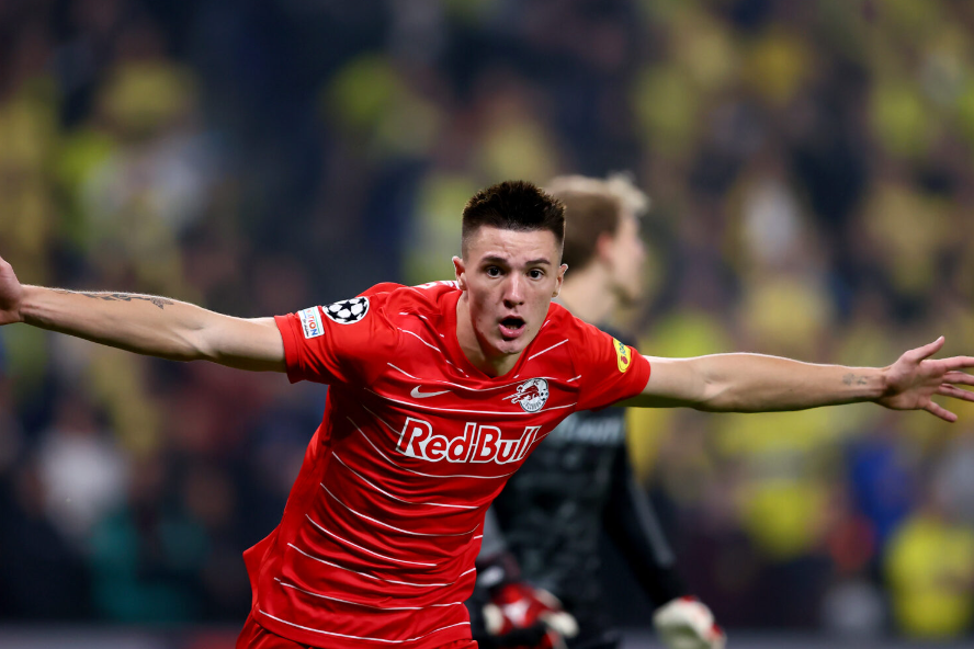 九游体育官网-关于西甲转会期走向成谜；费耶诺德战术微调；管理层满意；控场能力受关注的信息